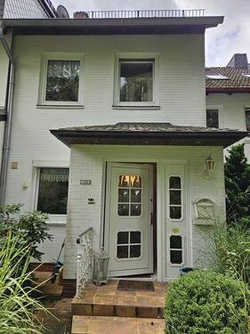 Foto - Reihenmittelhaus in Hamburg Niendorf in beliebter Lage