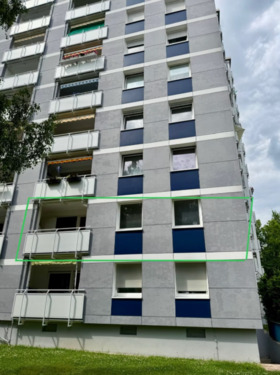 Foto - 4-Zimmer-Wohnung mit Balkon & Stellplatz in Eschborn
