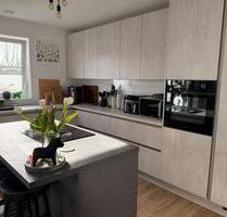 Energieeffiziente und geräumige DHH, KfW40, Einbauküche - Eschede