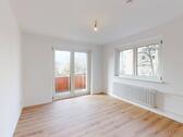 Foto - Einziehen und wohlfühlen! Sanierte 3-Zi.-Wohnung mit moderner Einbauküche