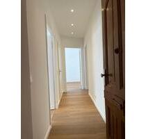 Helle 2-Zimmer-Wohnung mit 68 m² in Berlin-Reinickendorf