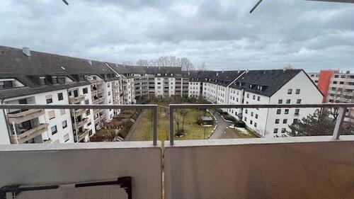 Foto - 3 ZKB Etagenwonhnung mit großem Balkon von Privat