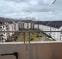 3 ZKB Etagenwonhnung mit großem Balkon von Privat - Augsburg Lechhausen
