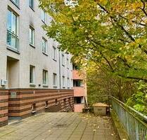 Frisch sanierte 2-Zimmer-Wohnung mit Wintergarten, Tiefgarage und Aufzug - Berlin Tempelhof-Schöneberg Frisch sanierte 2-Zimmer-Wohnung mit Wintergarten, Tiefgarage und Aufzug - Berlin Tempelhof-Schöneberg