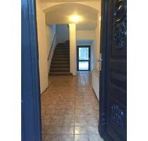 Mehrfamilienhaus mit 305 m2 Wohnfläche in Werdau - Provisionsfrei