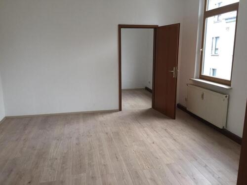 Foto - 14 Zimmer Mehrfamilienhaus, Wohnhaus zum Kaufen in Werdau