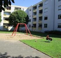 Familienfreundliche Etagenwohnung in Voerde - Voerde (Niederrhein)