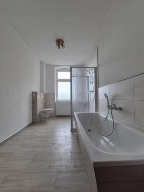 Foto - Vermiete 3 EG Zimmer mit neuen Bad u. Zentralheizung + Kachelofen