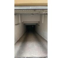 Tiefgaragenstellplatz in 04103 Leipzig zu vermieten