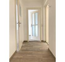 Preiswertes Drei-Zimmer-Apartment mit schöner Aussicht - Elsterberg