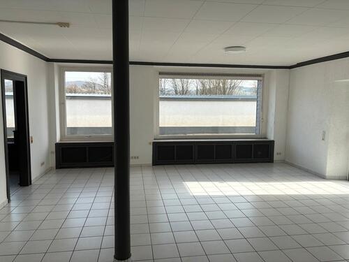 Foto - Büro , Laden oder? 01714274038 - 750,00&nbsp;EUR Kaltmiete, ca.&nbsp; 6,00&nbsp;m&sup2;