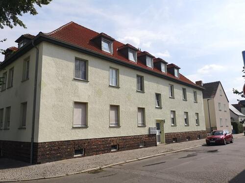 Foto - Dachgeschoßwohnung in sauberer, ruhiger, kleiner Wohnanlage