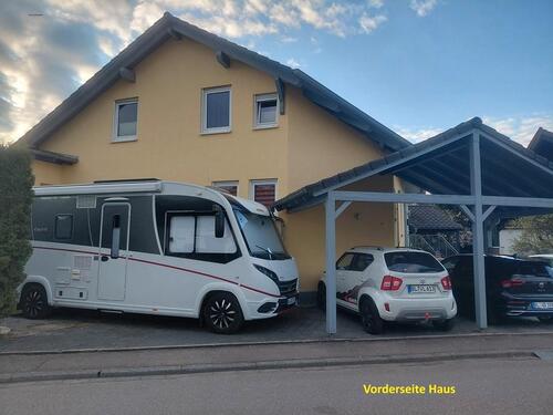 Foto - Doppelhaushälfte mit Terrasse,Carport Pool und Gartenhaus
