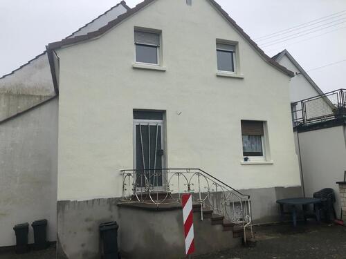 Foto - Zweifamilienhaus in Gries, Seitenstraße ohne Garten