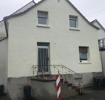 Zweifamilienhaus in Gries, Seitenstraße ohne Garten