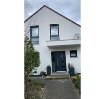 Provisionsfrei: Traumhaus in bester Lage von Gerbunn mit ELW - Gerbrunn