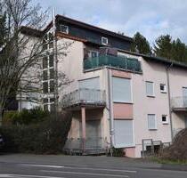 Charmante Dachgeschosswohnung mit zwei Terrassen – ruhig & grün m - Frankfurt am Main Bergen-Enkheim