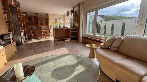 Foto - Großzügiger Bungalow auf 653 m² Grundstück mit Ausbaupotenzial