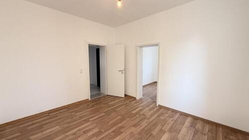 Foto - 4 Zimmer Erdgeschoßwohnung zur Miete in Leuna