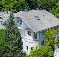 Charmantes und großzügiges Einfamilienhaus in exponierter Lage - Starnberg