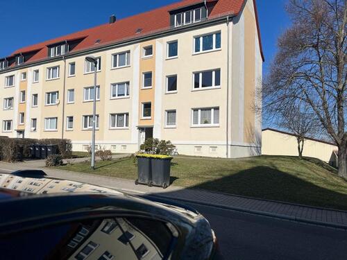 Foto - Helle 3-Zimmer-Wohnung mit schönem Ausblick und großem Badezimmer