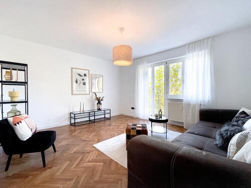 Foto - 4-Zimmer-Wohnung mit Balkon + Garage - Renoviert & Bezugsfrei