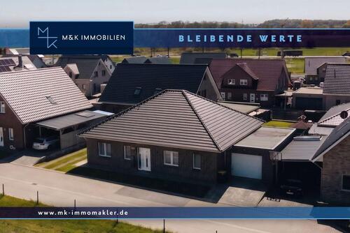 Foto - Moderner neuwertiger Bungalow mit Garage und schönem Garten! Energieeffizienz A+