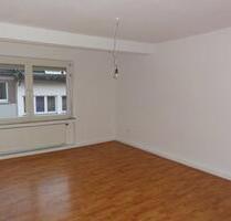 Schöne 3 Zimmer Küche Bad im Herzen von Altenkirchen - Altenkirchen (Westerwald)