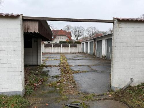 Foto - Garagen 5 er Block plus Lager zu vermieten