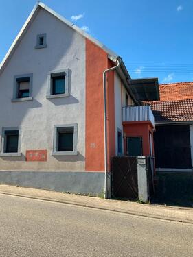 Foto - Einfamilienhaus mit Rohbau für 6 Wohnung inkl. Baugenehmigung