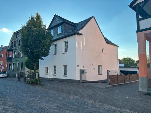 Foto - Großzügiges Einfamilienhaus in Höhr-Grenzhausen - provisionsfrei
