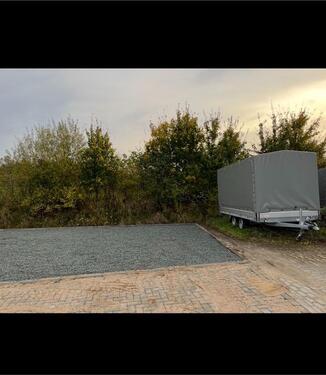 Foto - Parkplatz Stellplatz für PKW, Wohnmobile etc. zu vermieten