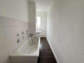 Foto - Licht. Luft. Aussicht. – Wohnung mit Tageslichtbad