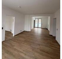 Geräumige Erdgeschosswohnung in Papenburg mit Balkon und Keller