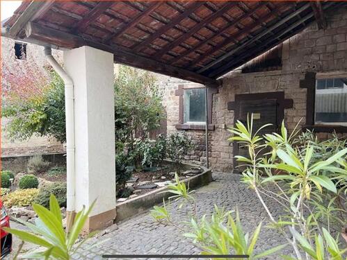 Foto - Bauernhof - Resthof mit Haus, Scheunen, Freiflächen, Feldrandlage