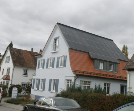 Foto - Helle und großzügige Galerie-Wohnung mit Balkon, EBK & Stellplatz