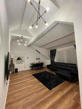 Foto - Helle 3-Zimmer-Wohnung - 1.500,00&nbsp;EUR Kaltmiete, ca.&nbsp; 65,00&nbsp;m&sup2;