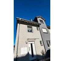 ✨ Exklusive 3-Zimmer-Dachgeschosswohnung mit Balkon - Köln Porz