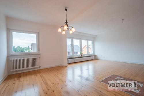 Foto - LICHTOASE - helle 2-Zimmer-Wohnung mit Einbauküche, Balkon und Stellplatz in Neunkirchen!