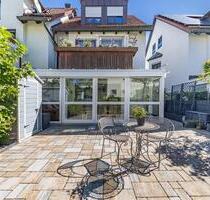Schöne 4-Zimmer Gartenwohnung in Dachau mit Garage u. Einbauküche