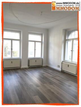 Foto - 4-Zimmer-Wohnung mit Veranda und Gartennutzung, herrschaftlich und modern mit Wallbox, zu vermieten!