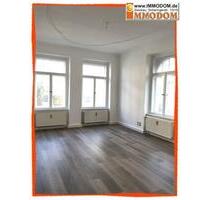 4-Zimmer-Wohnung mit Veranda und Gartennutzung, herrschaftlich und modern mit Wallbox, zu vermieten! - Zwickau Zwickau-Nord