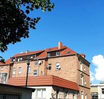 großzügige 4 RW mit Gartennutzung, Stellplätzen und EBK - Sangerhausen