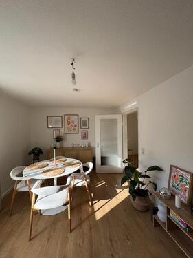 Foto - 2.5 Zimmer Dachgeschoßwohnung zur Miete in Stuttgart