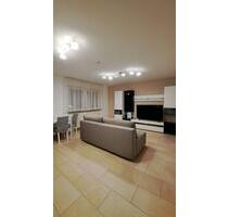 Möblierte helle 3ZW mit Balkon, EBK. Garage nahe U-Bahn - Nürnberg Gibitzenhof