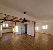 Moderne 4-Zimmer-Wohnung in IllertissenTiefenbach