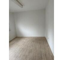 Büroräume zu vermieten - 1.100,00&nbsp;EUR Kaltmiete, ca.&nbsp; 60,00&nbsp;m&sup2; in Efringen-Kirchen (PLZ: 79588)