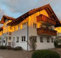 3-Zimmer-Dachgeschosswohnung mit viel Licht & Charme - Wildpoldsried