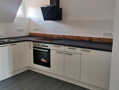 Foto - ERSTBEZUG - Wunderschöne komplett sanierte 4 Zimmer Dachgeschoss