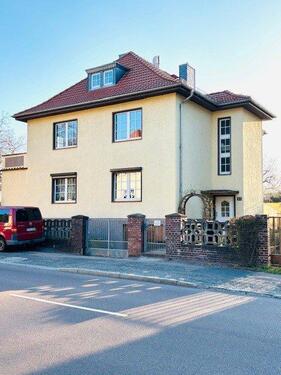 Foto - 4 Zimmer Wohnung mit Balkon im ruhigen 2 Familienhaus!!!